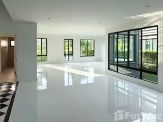 Casa en venta de 5 habitaciones en Sai Mai, Bangkok