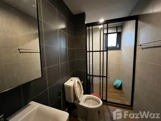 Condo en alquiler de 2 habitaciones en Bang Kapi, Bangkok