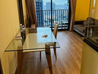 Condo en alquiler de 2 habitaciones en Bang Kapi, Bangkok