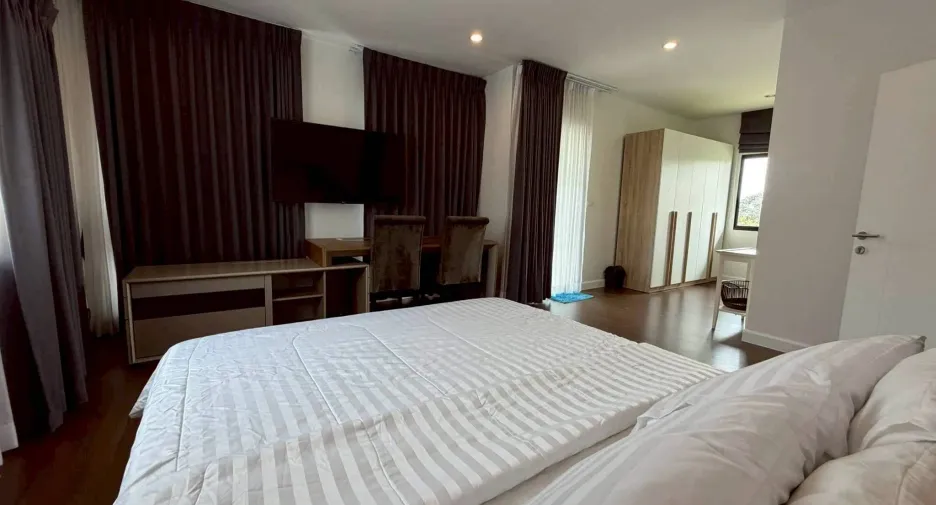 ให้เช่า 4 ห้องนอน บ้านเดี่ยว ใน ประเวศ, กรุงเทพฯ