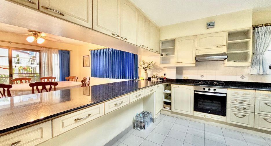 For rent 4 ベッドルーム house in Mueang Phuket, Phuket