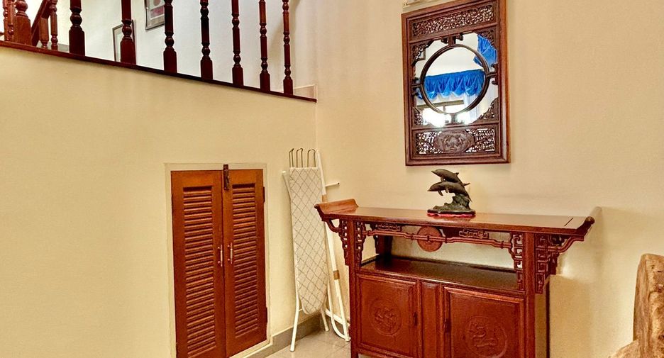 For rent 4 ベッドルーム house in Mueang Phuket, Phuket
