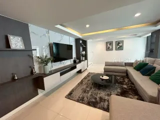 À louer 5 chambres maison à Bang Lamung, Chonburi