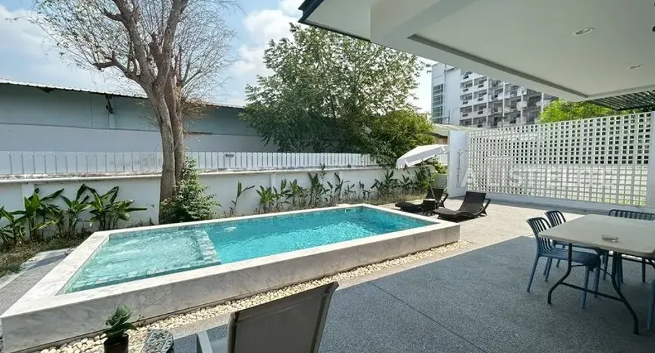 For rent 5 bedrooms house in Bang Lamung, Chonburi