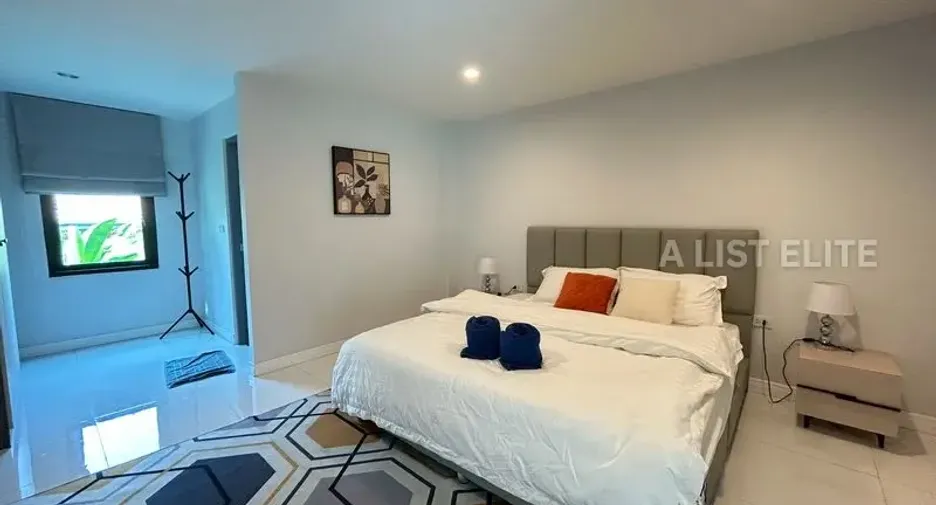 For rent 5 bedrooms house in Bang Lamung, Chonburi