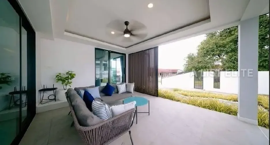 For rent 5 bedrooms house in Bang Lamung, Chonburi