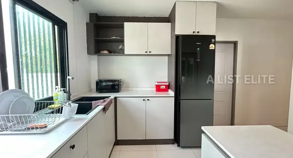 For rent 5 bedrooms house in Bang Lamung, Chonburi