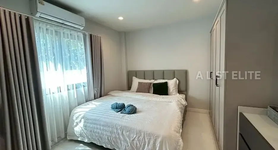 For rent 5 bedrooms house in Bang Lamung, Chonburi