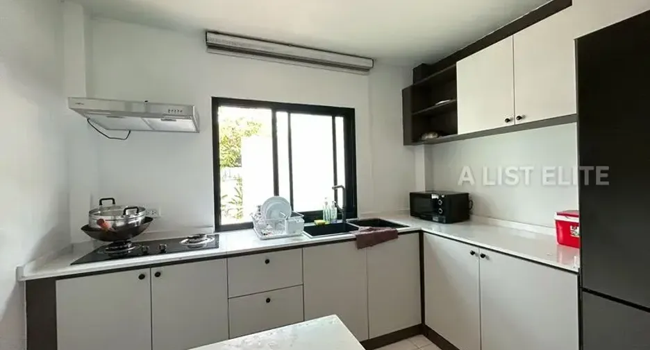 For rent 5 bedrooms house in Bang Lamung, Chonburi