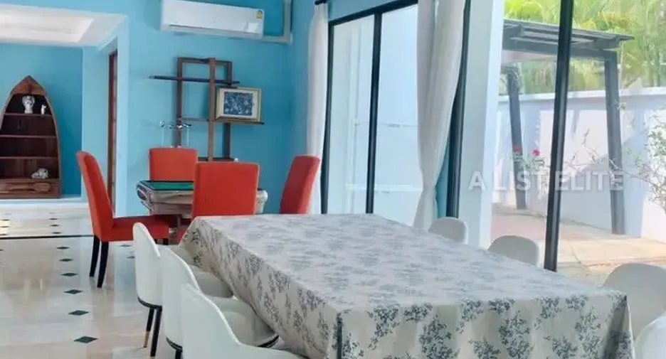 For rent 5 bedrooms house in Bang Lamung, Chonburi
