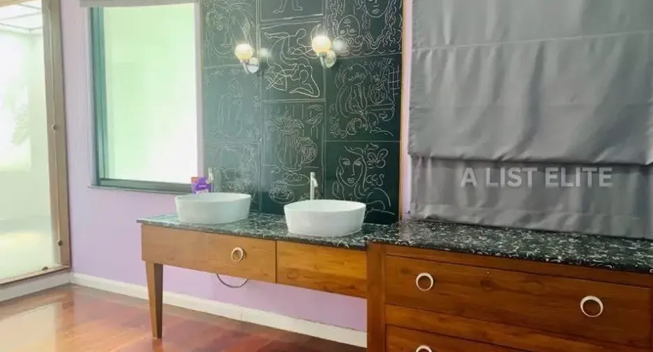 For rent 5 bedrooms house in Bang Lamung, Chonburi