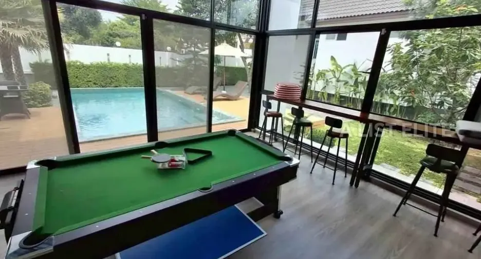 For rent 6 bedrooms house in Bang Lamung, Chonburi
