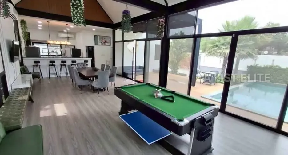 For rent 6 bedrooms house in Bang Lamung, Chonburi