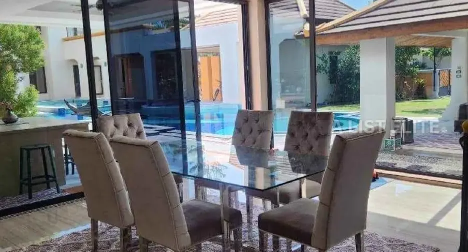 For rent 8 bedrooms house in Bang Lamung, Chonburi