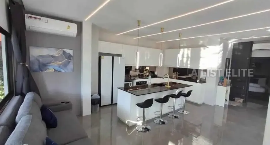 For rent 7 bedrooms house in Bang Lamung, Chonburi