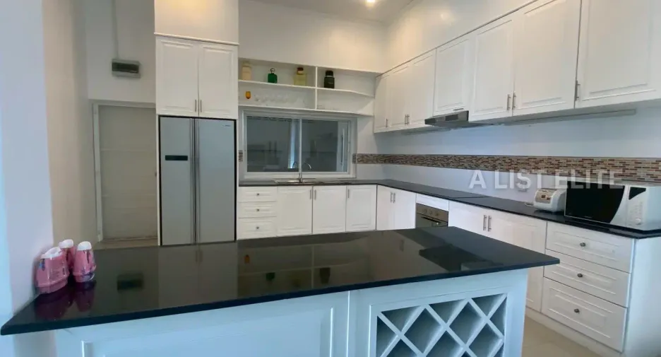 For sale 3 ベッドルーム house in Bang Lamung, Chonburi