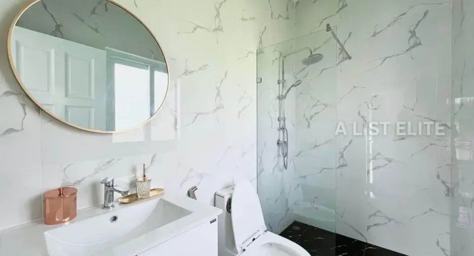 For rent 6 bedrooms house in Bang Lamung, Chonburi