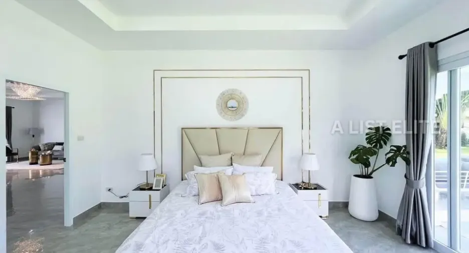 For rent 6 bedrooms house in Bang Lamung, Chonburi