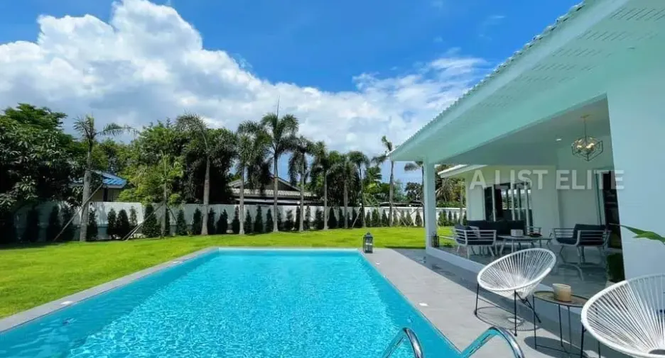 For rent 6 bedrooms house in Bang Lamung, Chonburi