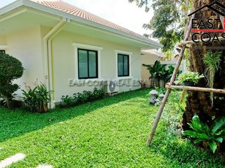 Casa en venta y en alquiler de 3 habitaciones en Bang Lamung, Chonburi