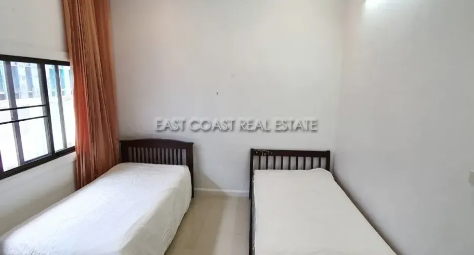 For rent and for sale 4 bedrooms house in Bang Lamung, Chonburi