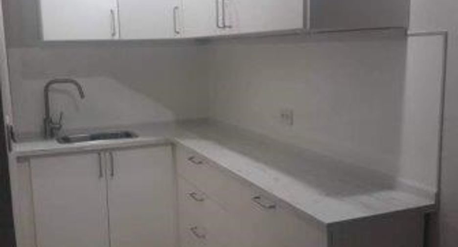 For rent 1 Beds retail Space in Watthana, Bangkok