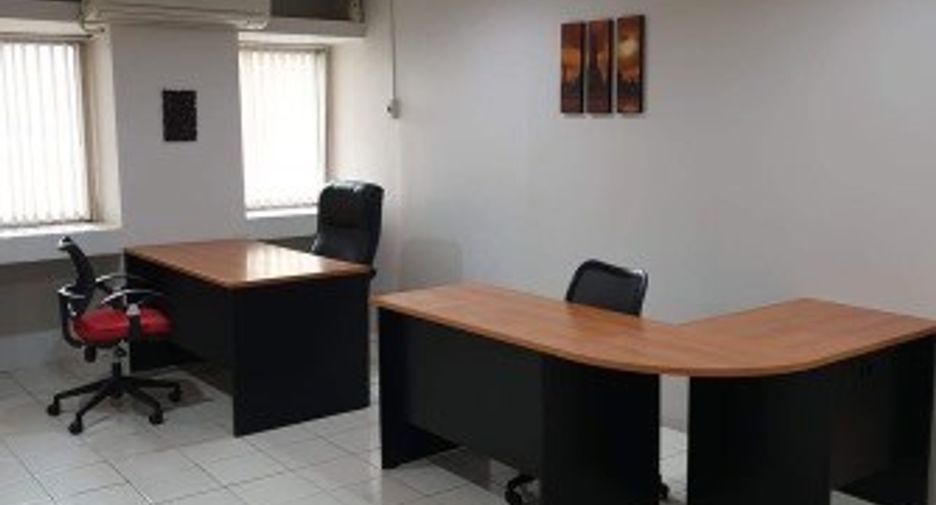 For rent 1 Beds retail Space in Watthana, Bangkok