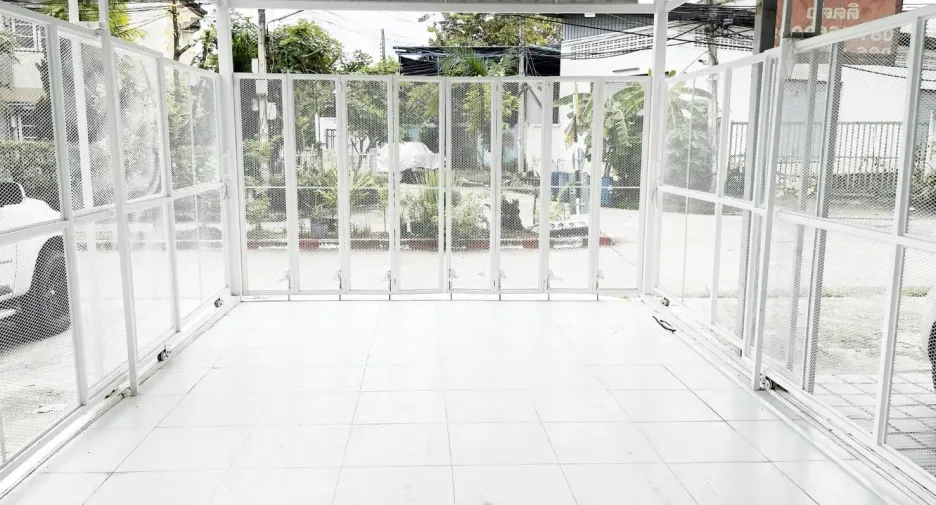 For rent 2 bedrooms townhouse in Mueang Chiang Mai, Chiang Mai