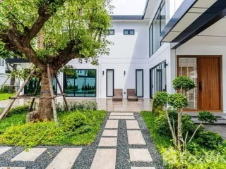 出售 4 卧室 独立屋 在 Mueang Chiang Mai, Chiang Mai