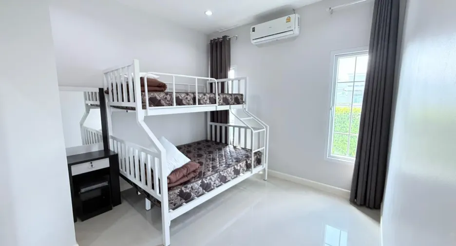 For sale 3 bedrooms villa in Cha Am, Phetchaburi