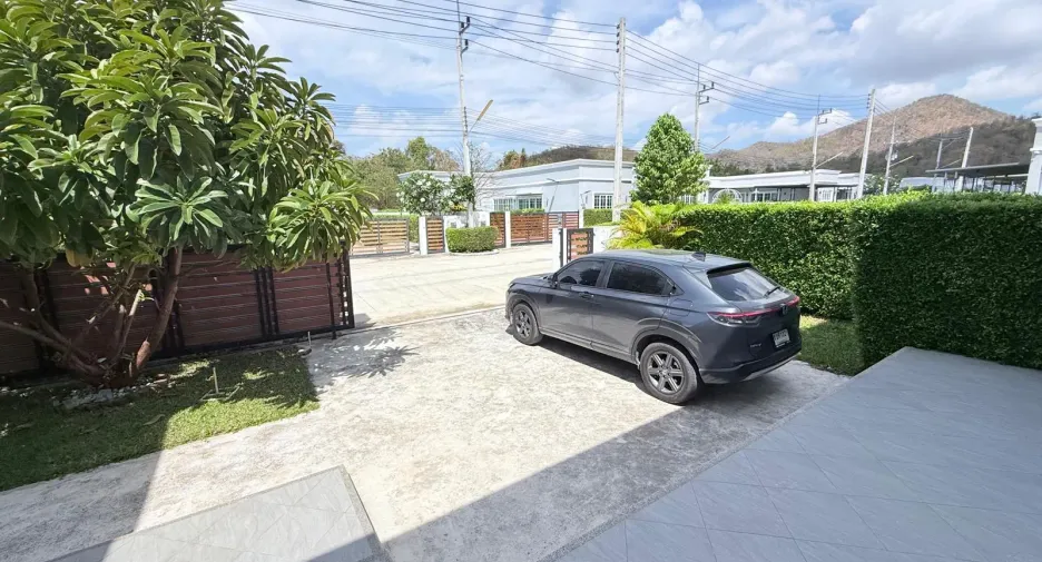 For sale 3 bedrooms villa in Cha Am, Phetchaburi