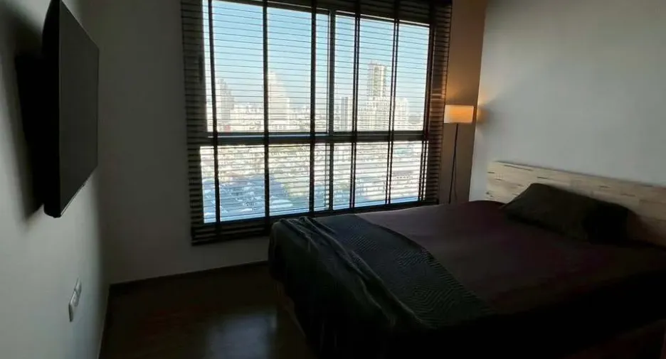 For sale and for rent 2 bedrooms condo in Yan Nawa, Bangkok