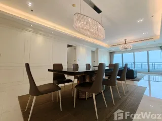 For sale 3 bedrooms condo in Yan Nawa, Bangkok