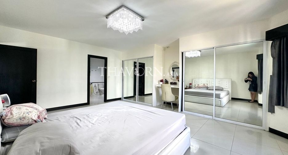 For sale 2 bedrooms condo in Bang Lamung, Chonburi