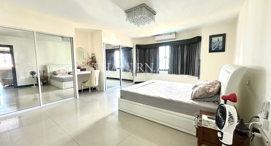 For sale 2 bedrooms condo in Bang Lamung, Chonburi