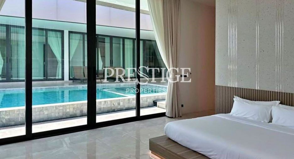 Casa en alquiler de 6 habitaciones en Bang Lamung, Chonburi