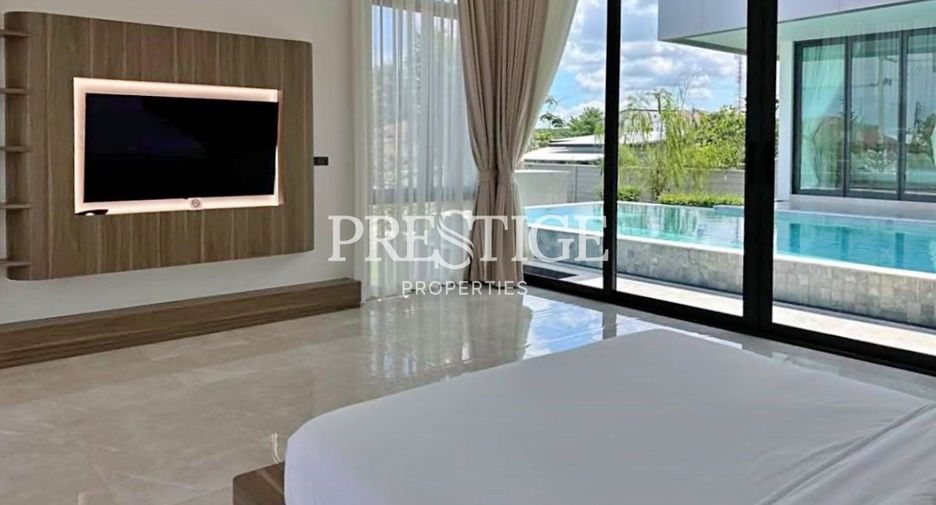 Casa en alquiler de 6 habitaciones en Bang Lamung, Chonburi