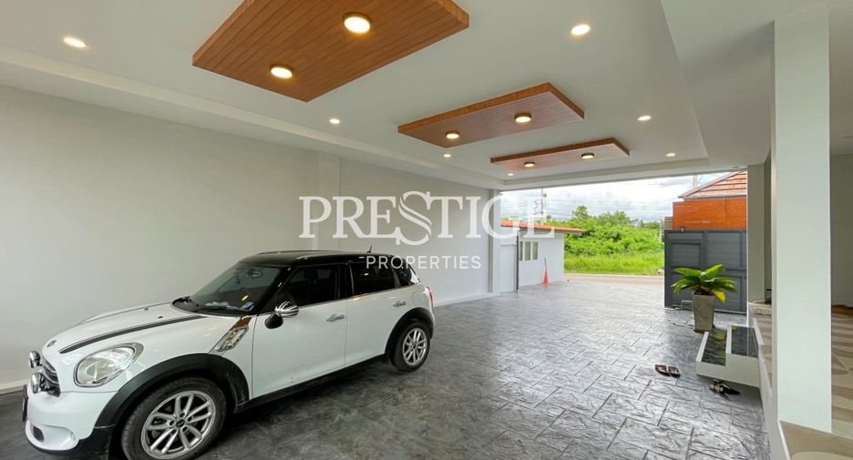 For rent 8 bedrooms house in Bang Lamung, Chonburi