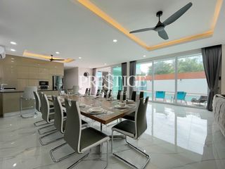 For rent 8 bedrooms house in Bang Lamung, Chonburi