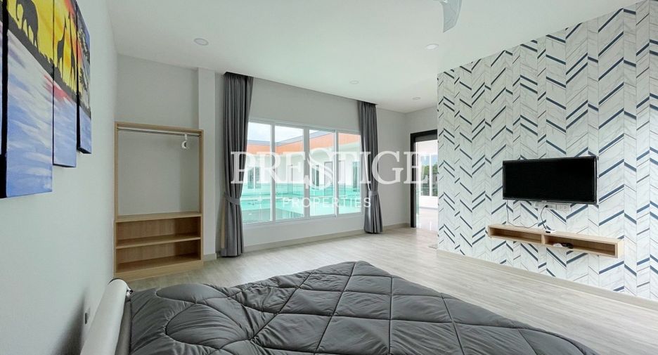 For rent 8 bedrooms house in Bang Lamung, Chonburi
