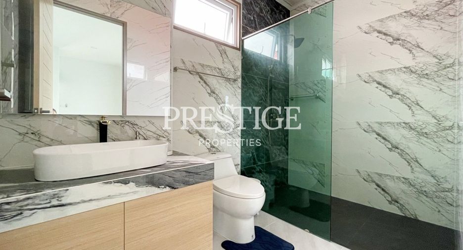 For rent 8 bedrooms house in Bang Lamung, Chonburi