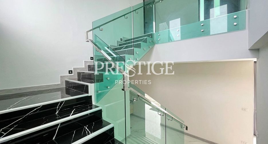 For rent 8 bedrooms house in Bang Lamung, Chonburi