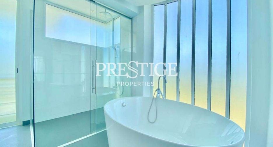 For rent 2 bedrooms condo in Sattahip, Chonburi