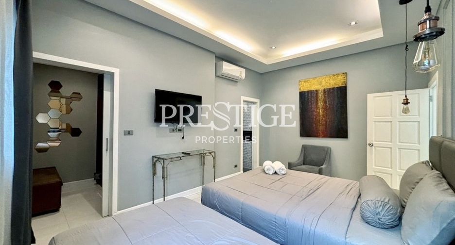 Haus zur Miete mit 5 Zimmer in Bang Lamung, Chonburi