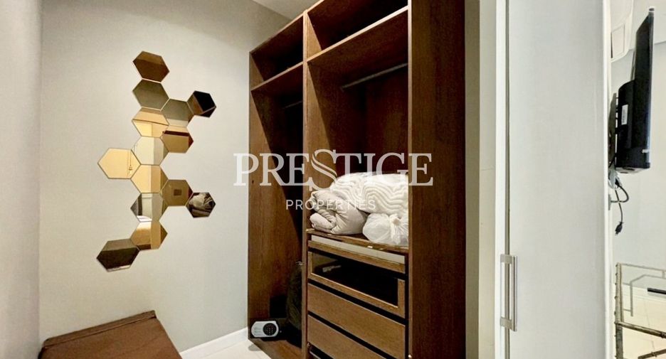 Haus zur Miete mit 5 Zimmer in Bang Lamung, Chonburi