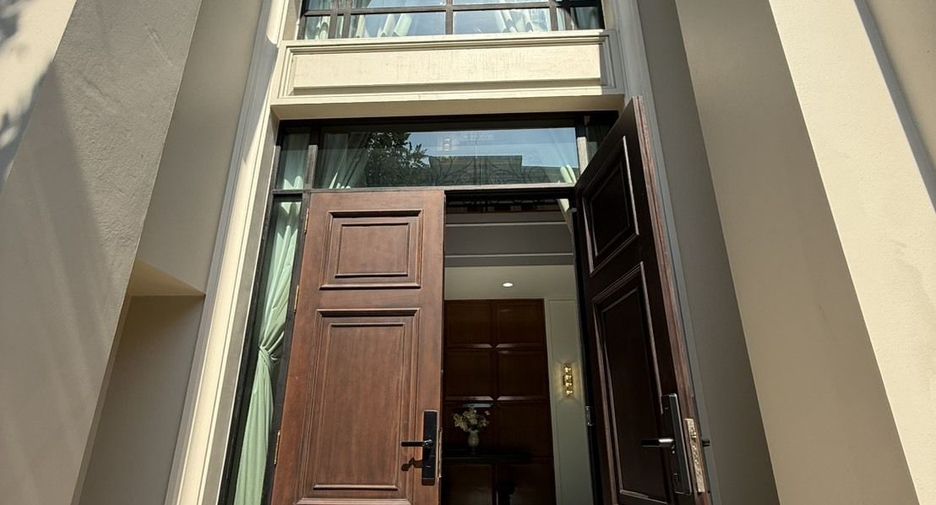 出租 6 卧室 独立屋 在 Yan Nawa, 曼谷