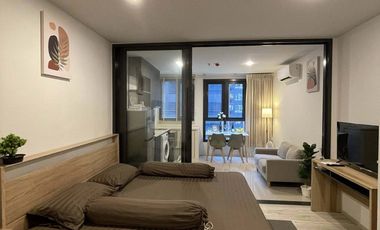 Wohnung zur Miete mit 1 Zimmer in Huai Khwang, Bangkok