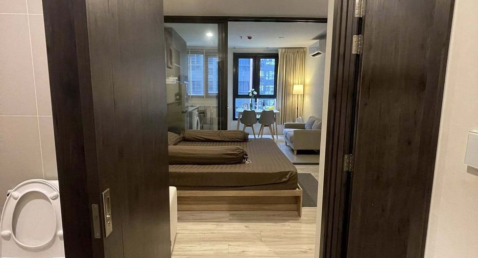 For rent 1 bed condo in Huai Khwang, Bangkok