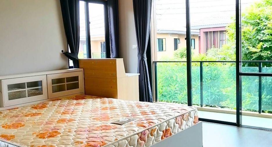 Haus zum Kauf mit 3 Zimmer in Mueang Pathum Thani, Pathum Thani