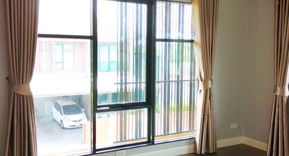 À vendre 3 chambres maison à Mueang Pathum Thani, Pathum Thani